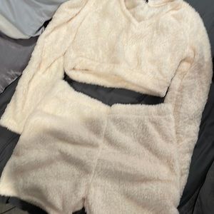 Cozy lounge fuzzy 2 piece